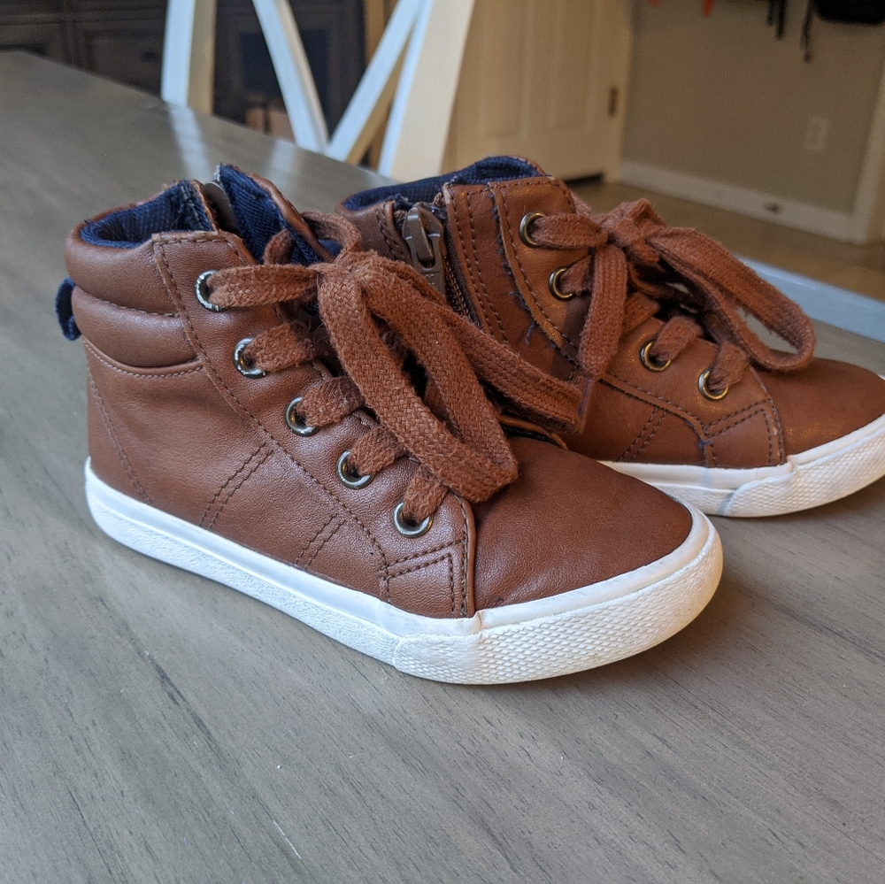 Cat n jack toddler shoes size 8c